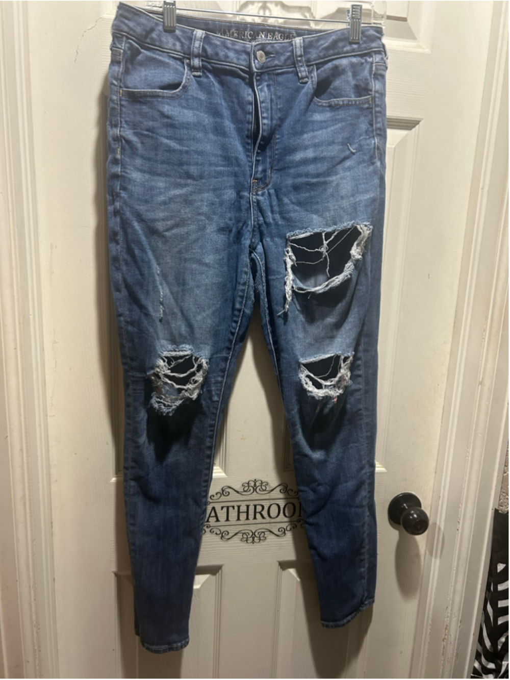 Women's American Eagle Outfitters Skinny Jeans Size 12 Blue Distressed